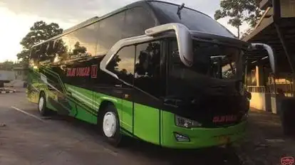 Maju Lancar Bus-Front Image