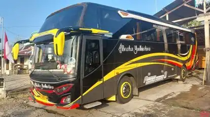 Brata Yudhistira Bus-Front Image