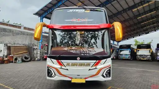 Kupu Kupu Ayu Bus-Front Image