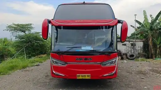 Day Bus Bus-Front Image