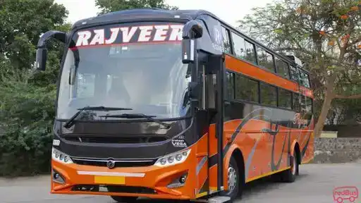 Samrat Travels Pune Bus-Front Image