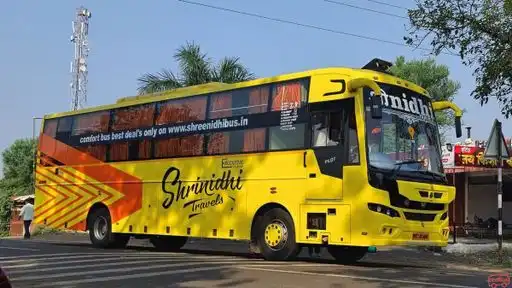 Samrat Travels Pune Bus-Front Image