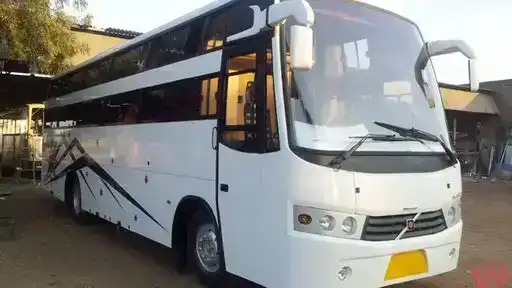 S.Nath Travels Bus-Front Image
