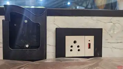 Sanjay Travels Bus-Amenities Image