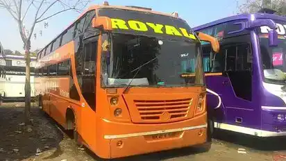 Royal       travels  Bus-Front Image
