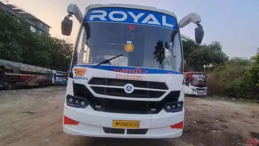 Royal      Travels Bus-Front Image