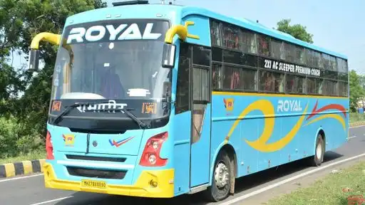 Royal      Travels Bus-Front Image
