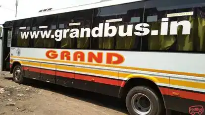 Grand Bus-Side Image