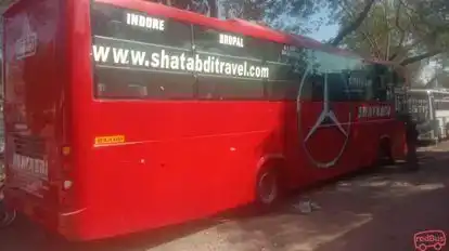 Shatabdi    Travels Bus-Side Image
