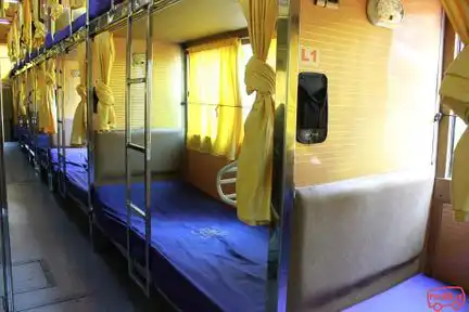 A1 Travels Bus-Front Image