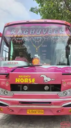 Raghuveer   Travels Bus-Front Image