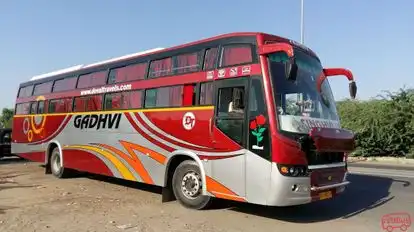 Deval Travels Bus-Side Image