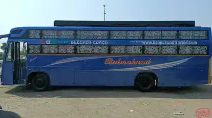 Balmukund Travels Bus-Side Image