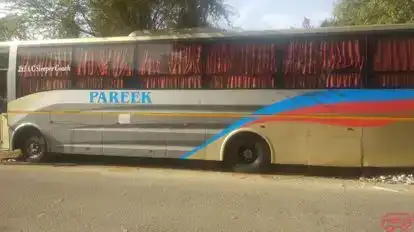 Pareek Travels Bus-Front Image