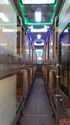 Pareek Travels Bus-Front Image