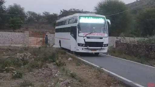 Siddharth Travels Bus-Front Image