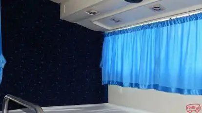 Sant Prayag Tours and Travels Bus-Amenities Image