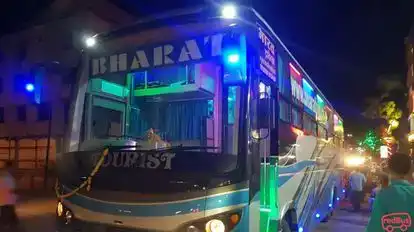 Bharat Travels Bus-Front Image