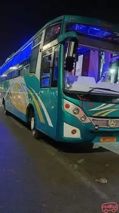 Gulzar Tours and Travels Bus-Side Image