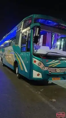 Gulzar Tours and Travels Bus-Side Image