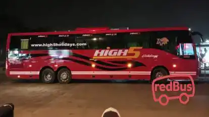 High5 Holidays Bus-Front Image