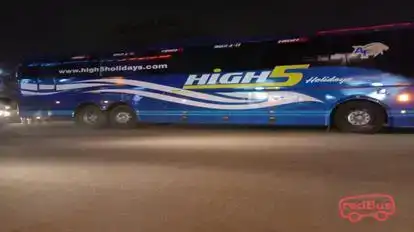 High5 Holidays Bus-Side Image