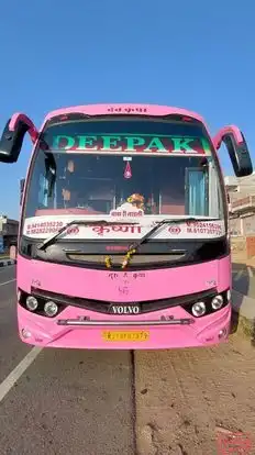 Yadav Tour and Travels Bus-Front Image