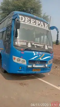 Yadav Tour and Travels Bus-Front Image