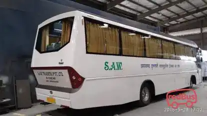 Saw Traders Bus-Front Image