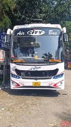 City Travels Bus-Front Image