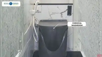 Royal Cruiser Bus-Amenities Image