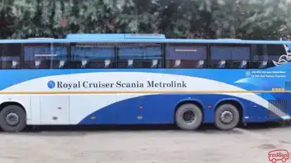 Royal Cruiser Bus-Side Image