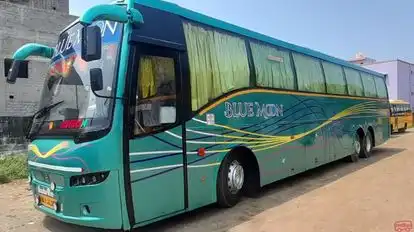 Blue Moon Travels Bus-Front Image
