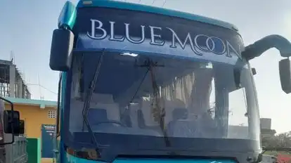 Blue Moon Travels Bus-Front Image
