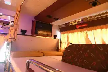 Khurana Express Services   Bus-Side Image