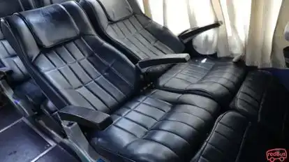 LIMOLINER Bus-Seats Image