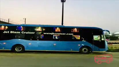 Jet blazer Crusier Bus-Side Image