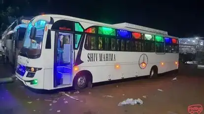 Vaishnavi Travels Bus-Side Image