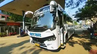 Indian express  Bus-Front Image