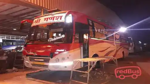 Humrahi Travels Bus-Front Image