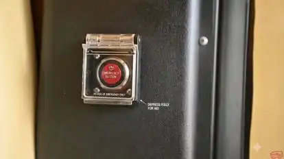 New Deep Travels Bus-Amenities Image
