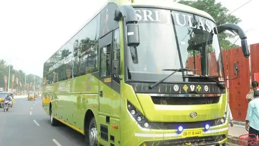 Sri Tulasi Tours and Travels Bus-Front Image