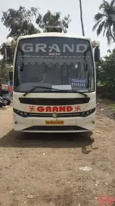 Grand Travels Bus-Front Image