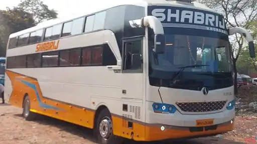 Shree Khurana Shabrij Travels Bus-Front Image