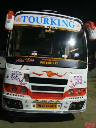 TOUR KING Bus-Front Image