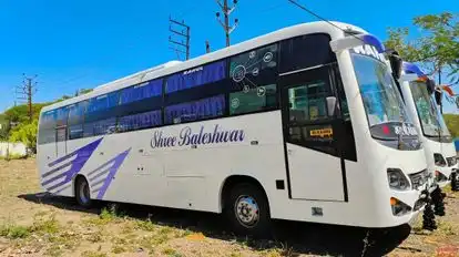 RT Rahul Travels Bus-Front Image