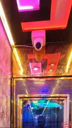 Paras Travels Bus-Amenities Image