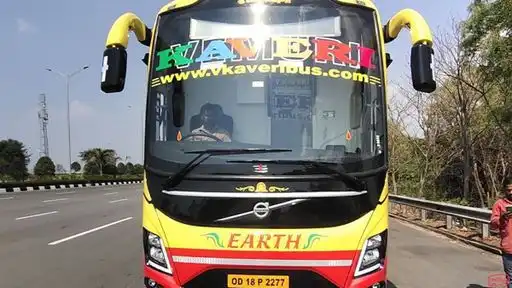 V Kaveri Travels Bus-Front Image