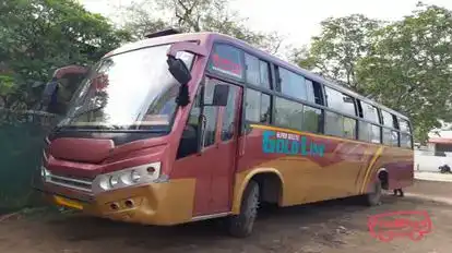 Goldline Super Deluxe Bus-Front Image