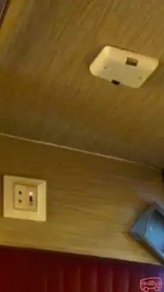 Apple Bus Bus-Amenities Image